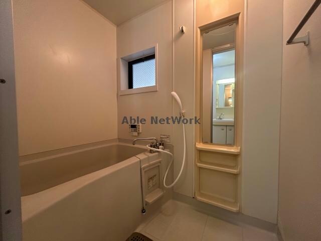  ロイヤルガーデン田中