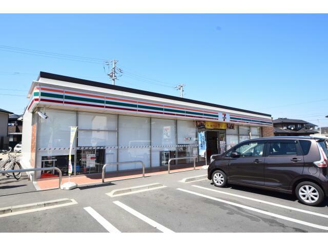 セブンイレブン江南藤里店(コンビニ)まで130m 本熊荘