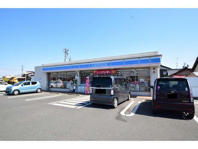 ローソン江南団地南店(コンビニ)まで1085m 本熊荘