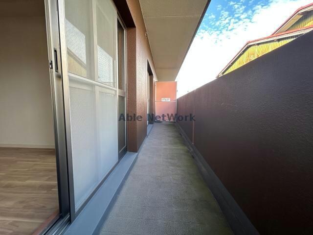 ベランダ　北側 ファミーユ・レイ