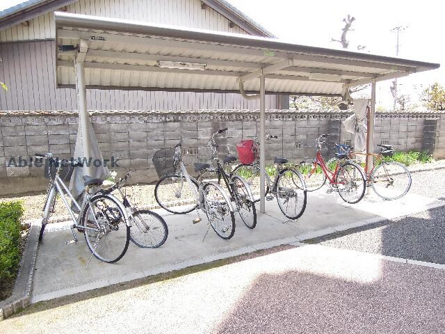 駐輪場 ルミエール扶桑