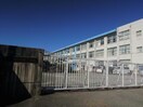 扶桑町立高雄小学校(小学校)まで869m サニーヴィラⅠ