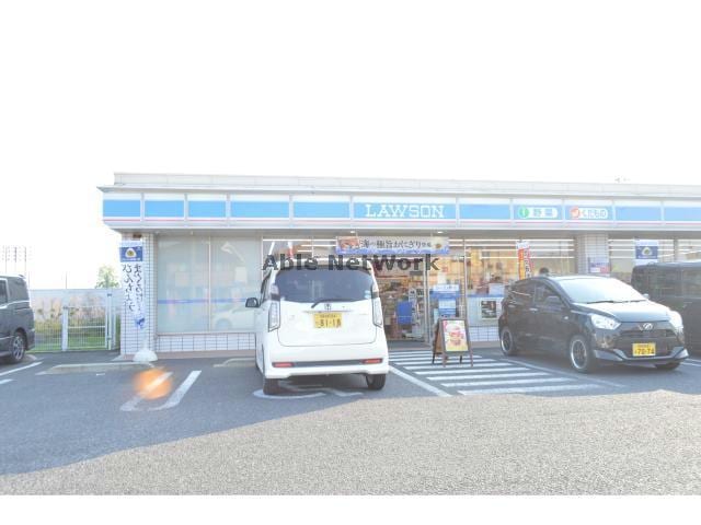 ローソン扶桑柏森平塚店(コンビニ)まで528m LIVEON