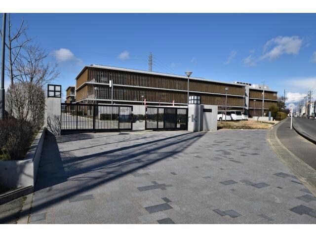 大口町立大口中学校(中学校/中等教育学校)まで917m ファミール大福寺