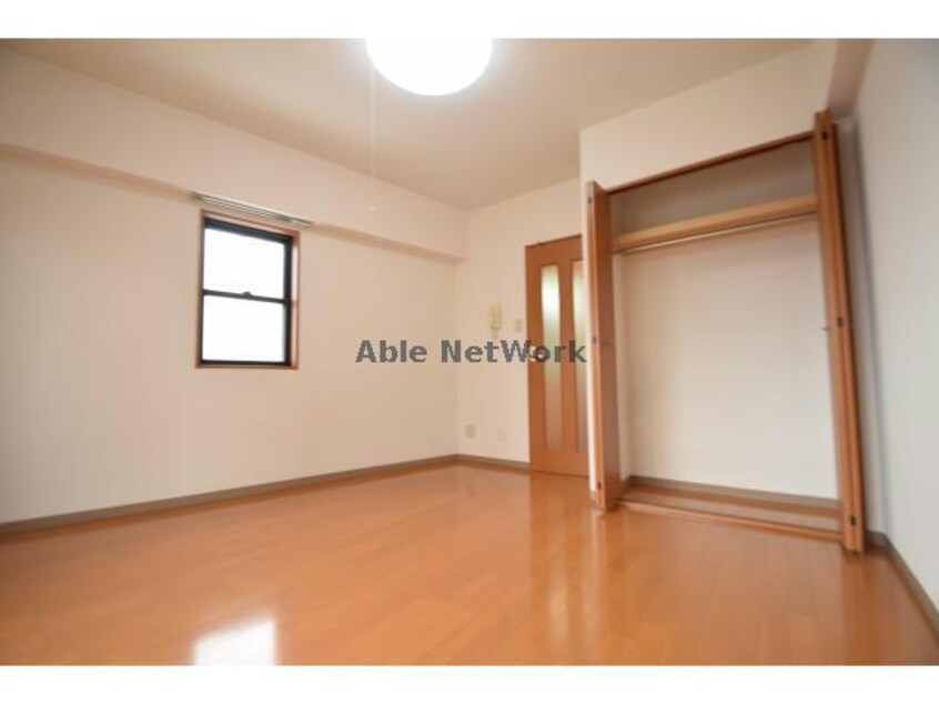 ロングコートもかけて保管できますね♪ プリミエール瑞穂