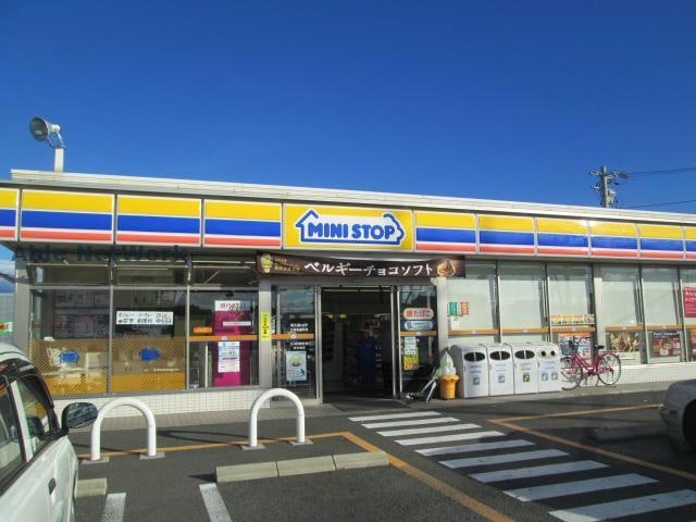 ミニストップ江南高屋町店(コンビニ)まで390m カスカータⅣ