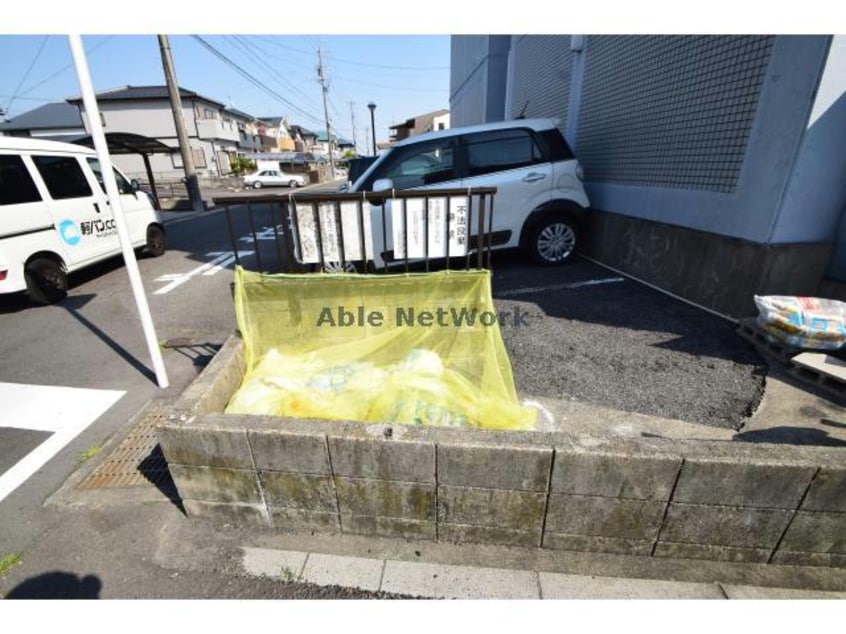 敷地内ゴミ置き場 ダイヤモンドハウス