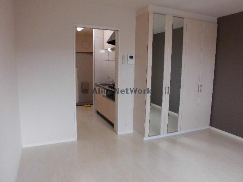 居室 サンパレスⅥ