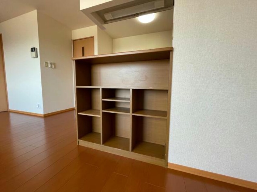  アベニール十六田