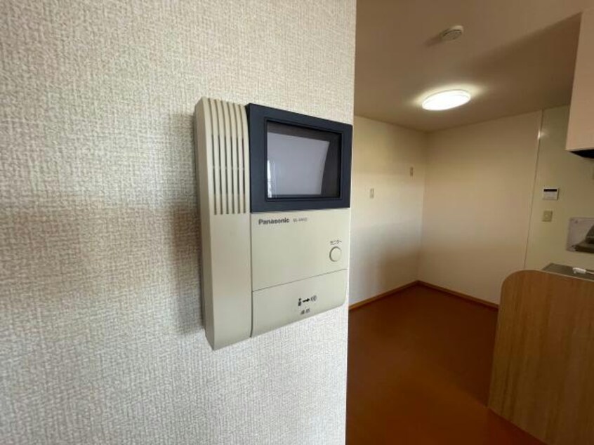  アベニール十六田