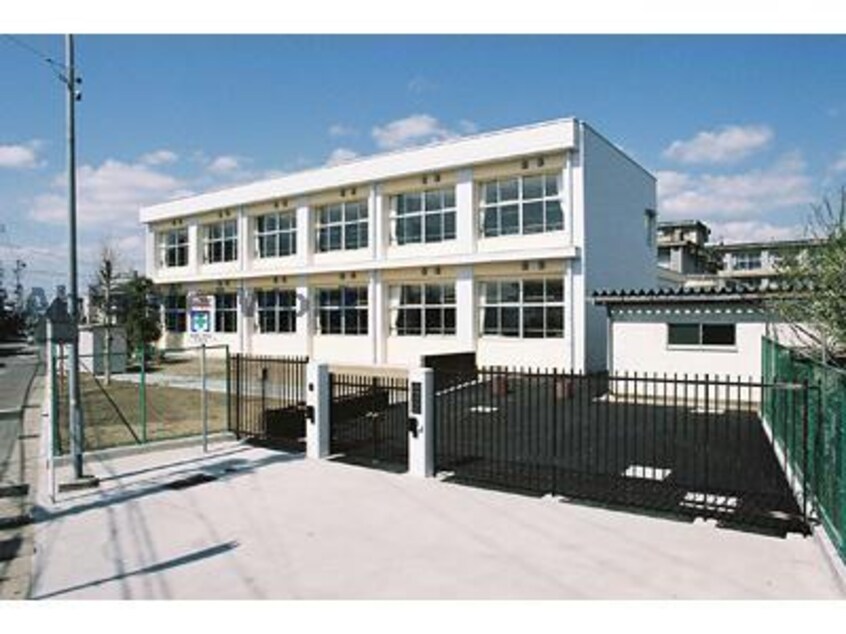扶桑町立柏森小学校(小学校)まで457m プラシード・メゾン
