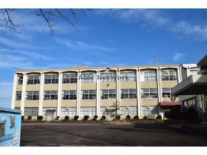 江南市立布袋小学校(小学校)まで675m カーサ セレーナ