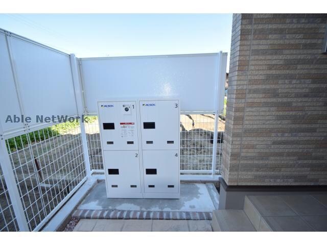 宅配ボックス メゾン　タカヤ