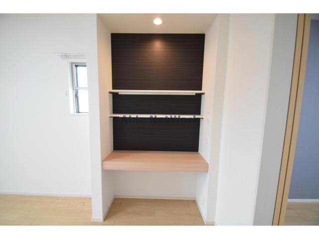 ちょっとしたインテリアも飾れそうですね♪ 江雅