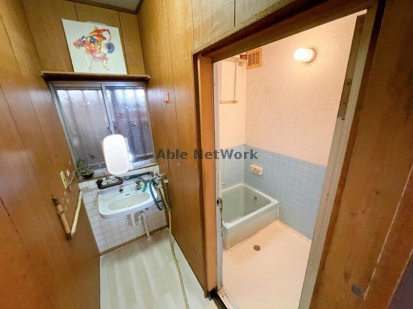  高屋町後山貸家