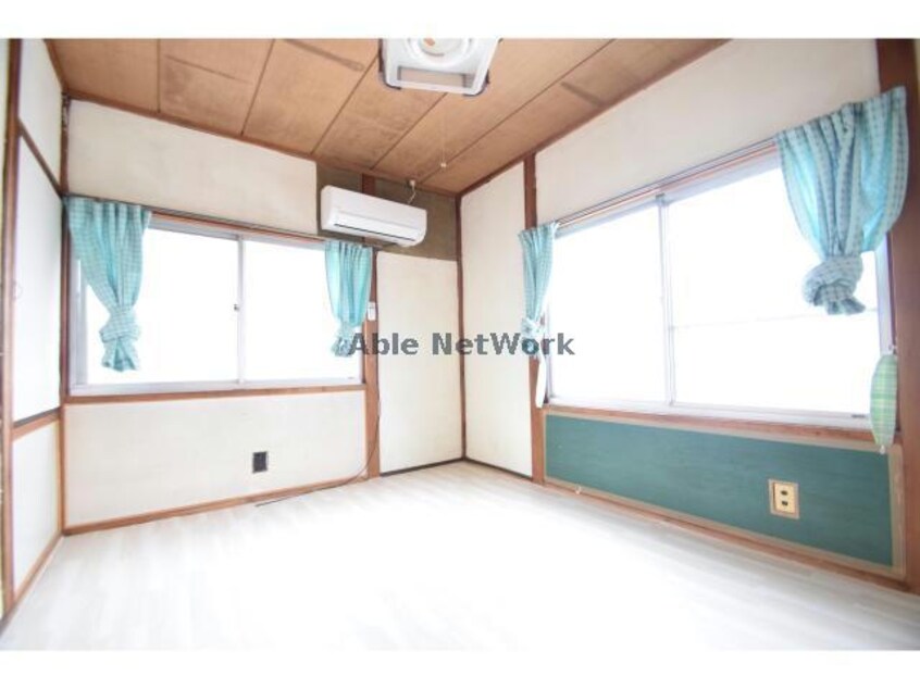  高屋町後山貸家