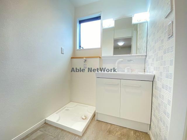 同物件他号室の写真です Sunface street