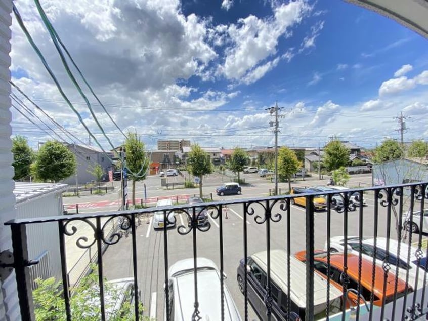 同物件他号室の写真です Sunface street