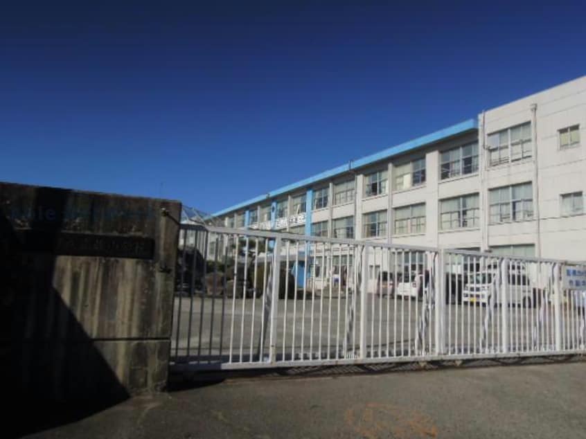 扶桑町立高雄小学校(小学校)まで322m メゾン　ソレイユ