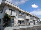 サンシャインヒルズの外観