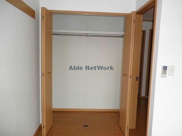  エレガンスヴィラⅢ