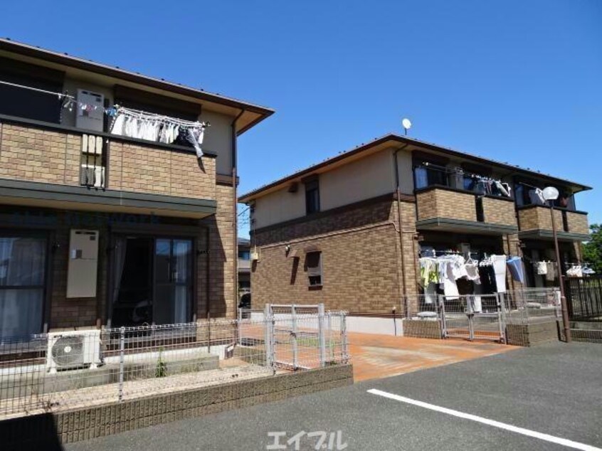  フロンティエール西館