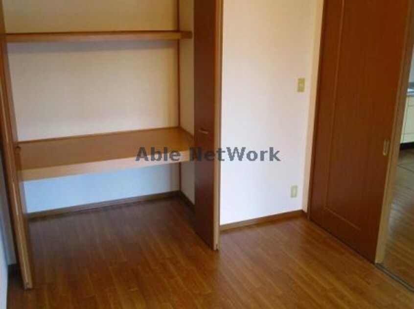  フロンティエール西館