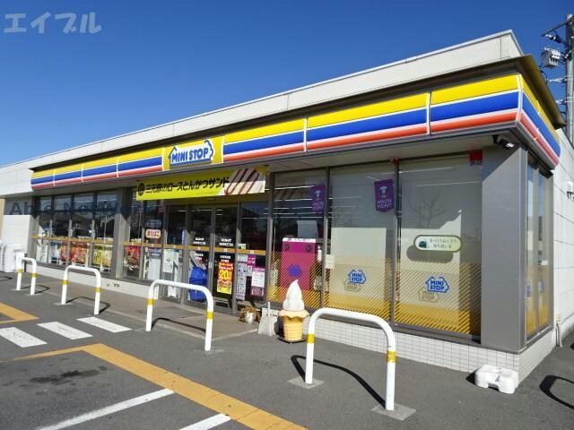 ミニストップ木更津朝日店(コンビニ)まで359m オールクリンゲル