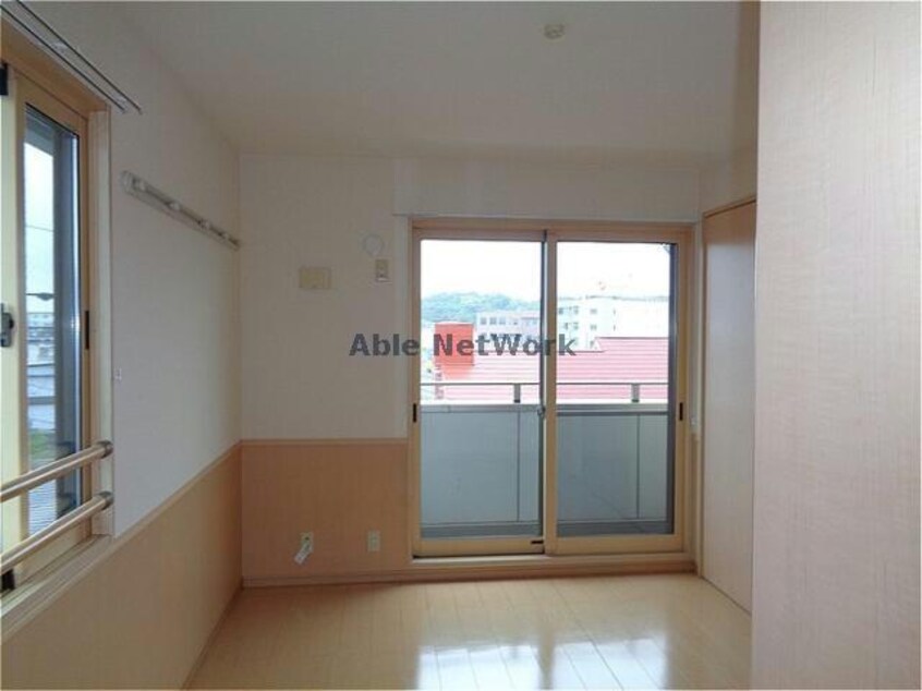  ルヴァンコート弐番館