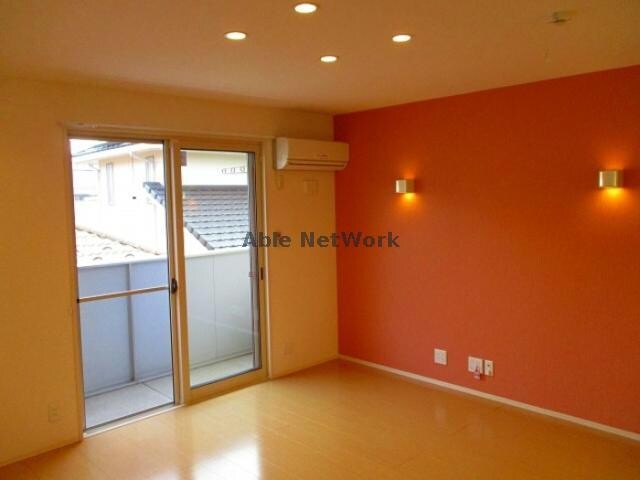  comorebi　コモレビ