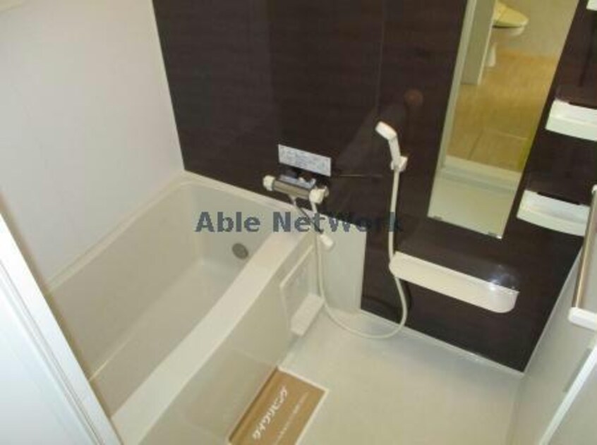  comorebi　コモレビ