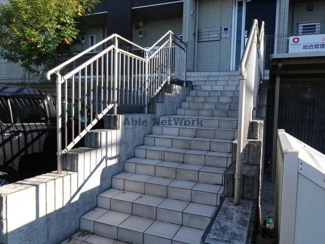  comorebi　コモレビ