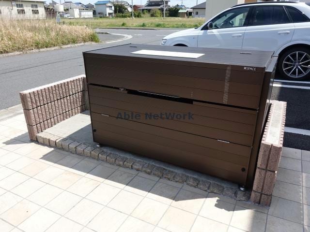 ゴミステーション リヴィエラ