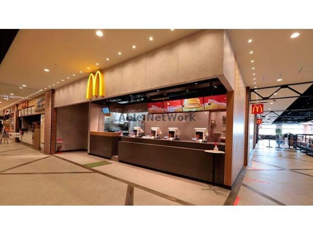 マクドナルドイオンモール富津店(ファストフード)まで734m グランツTA・TU・MI　Ⅲ