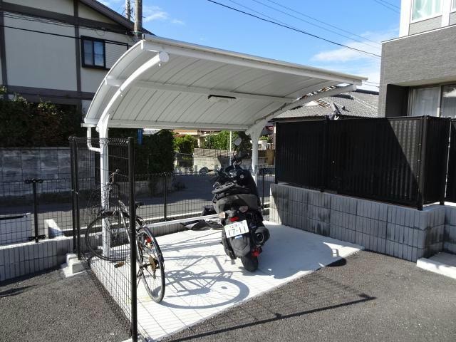 駐輪場 ユニヴァリィパレス