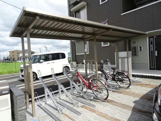 駐輪場 フォルテューヌＤ