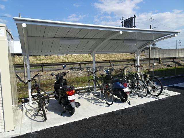 駐輪場 スターライズ