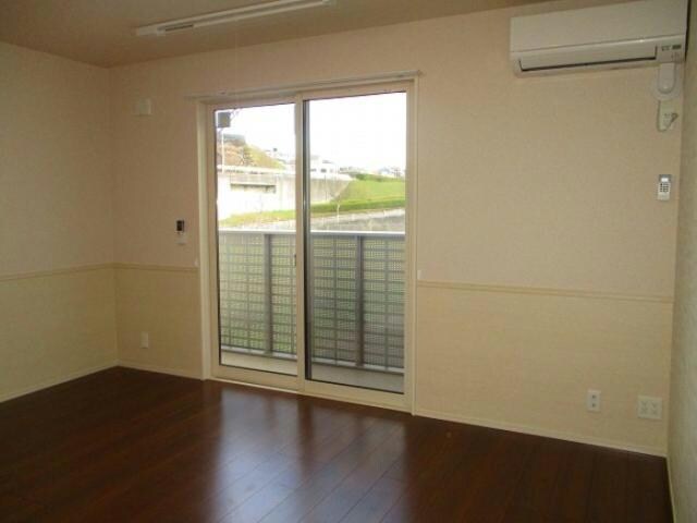  ヌーボイナリ金沢