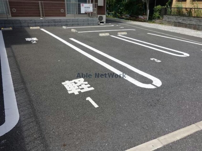 敷地内駐車場・ダブルライン RAFALE-ERI ラファールエリ