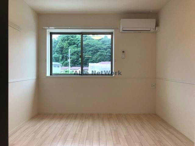  内房線/長浦駅 徒歩29分 2階 築6年