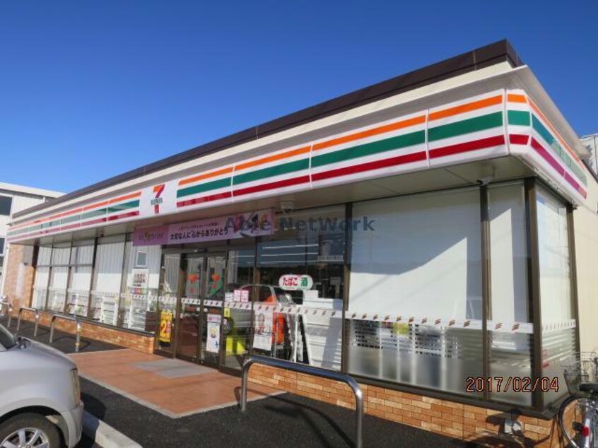 セブンイレブン木更津下烏田店(コンビニ)まで728m ローマアリエスK
