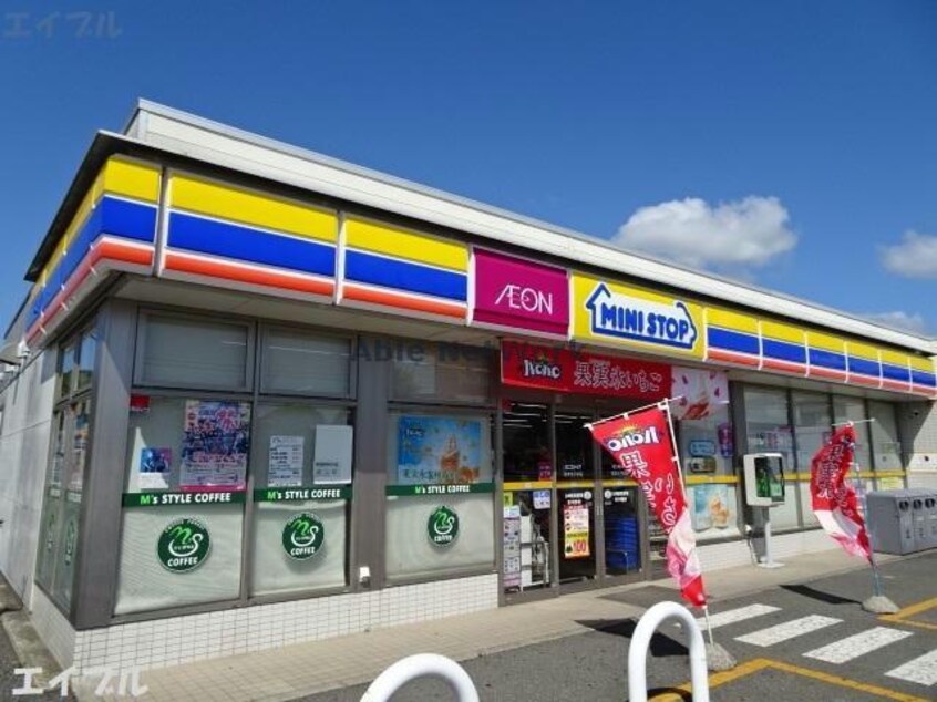 ミニストップ木更津金田インター店(コンビニ)まで698m ルオーブ