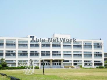 木更津市立岩根中学校(中学校/中等教育学校)まで934m ノワール