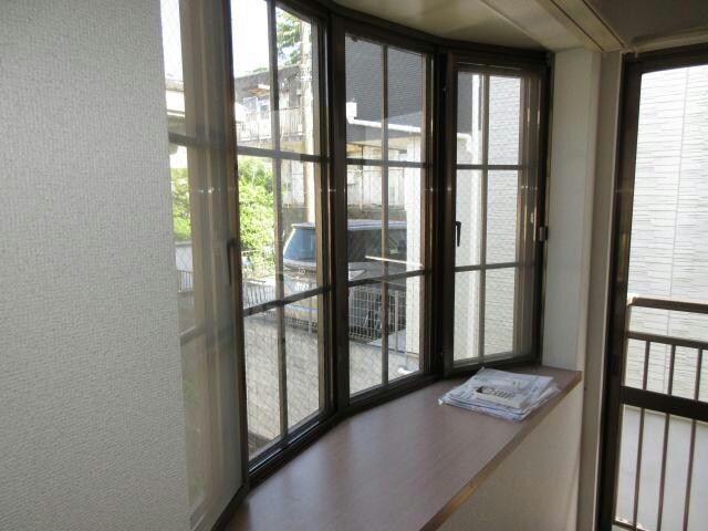 出窓あり 横須賀線/保土ケ谷駅 徒歩10分 2階 築32年