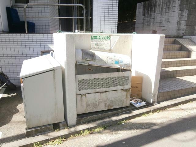 敷地内ゴミ置き場あり！ 相鉄本線/和田町駅 徒歩16分 1階 築24年