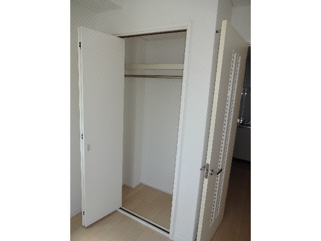  相鉄本線/星川駅 徒歩10分 1階 築19年