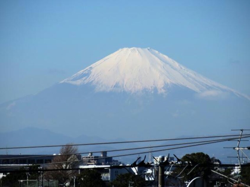 富士山が見えます 横須賀線/保土ケ谷駅 バス13分今井橋下車:停歩5分 3階 築49年