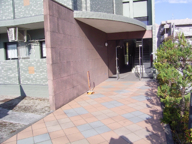  横須賀線/東戸塚駅 徒歩11分 2階 築25年