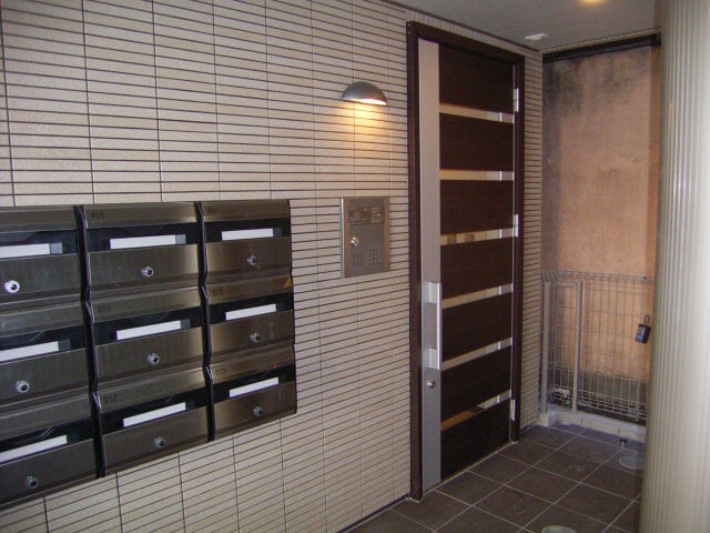  京急本線・久里浜線/戸部駅 徒歩2分 4階 築14年