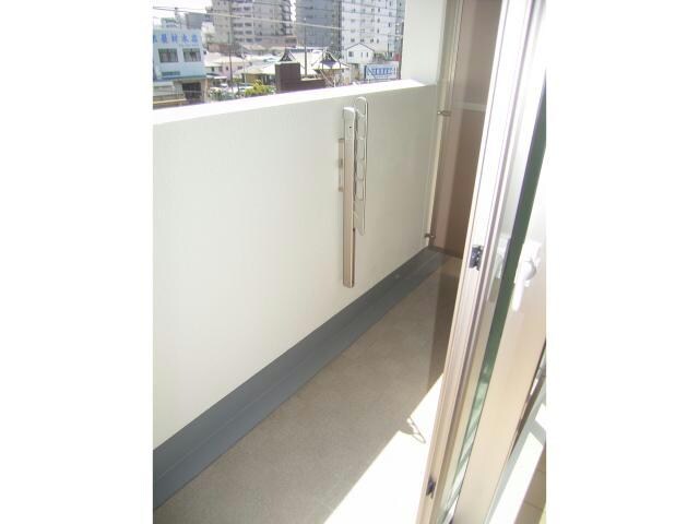 ※同タイプ403写真 京急本線・久里浜線/南太田駅 徒歩5分 5階 築13年